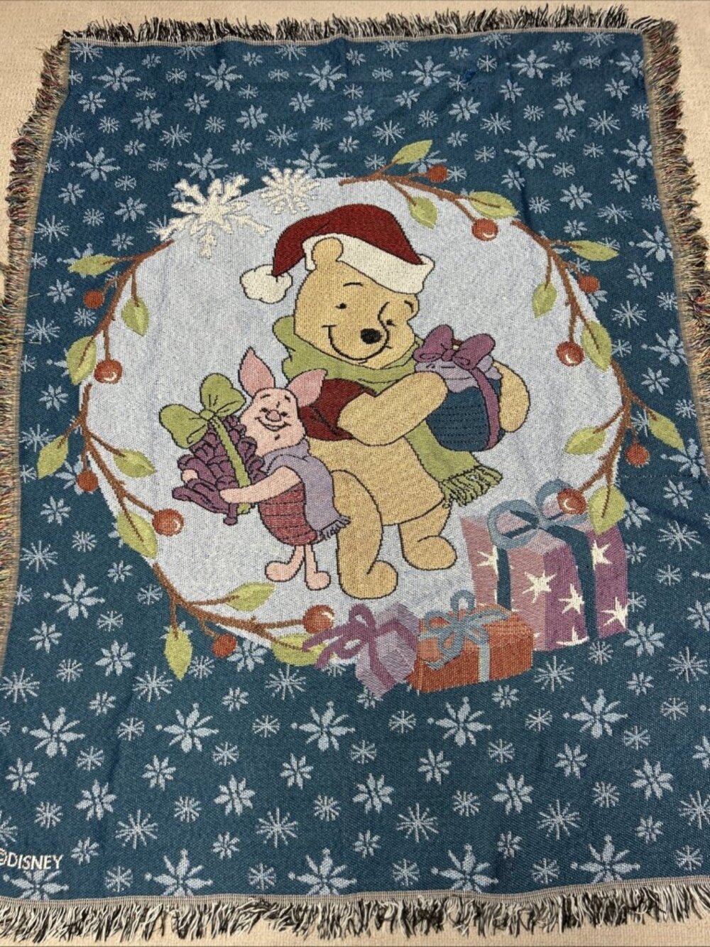 Winnie The Pooh Tapestry Throw Blanket Piglet Christmas Holiday Gifts Snowflakes